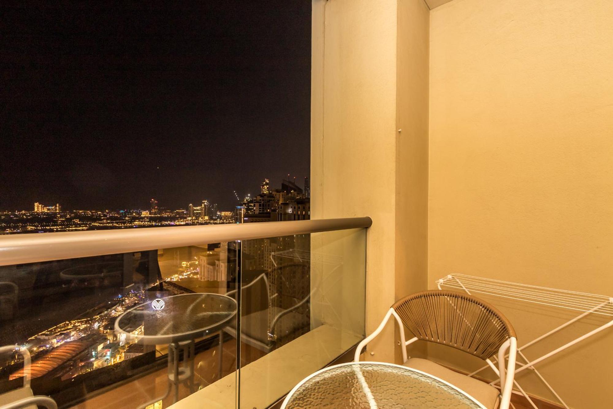 The Premium Jbr Sea View Luxury Suite Awarded "Traveller Award 2025" Дубай Экстерьер фото