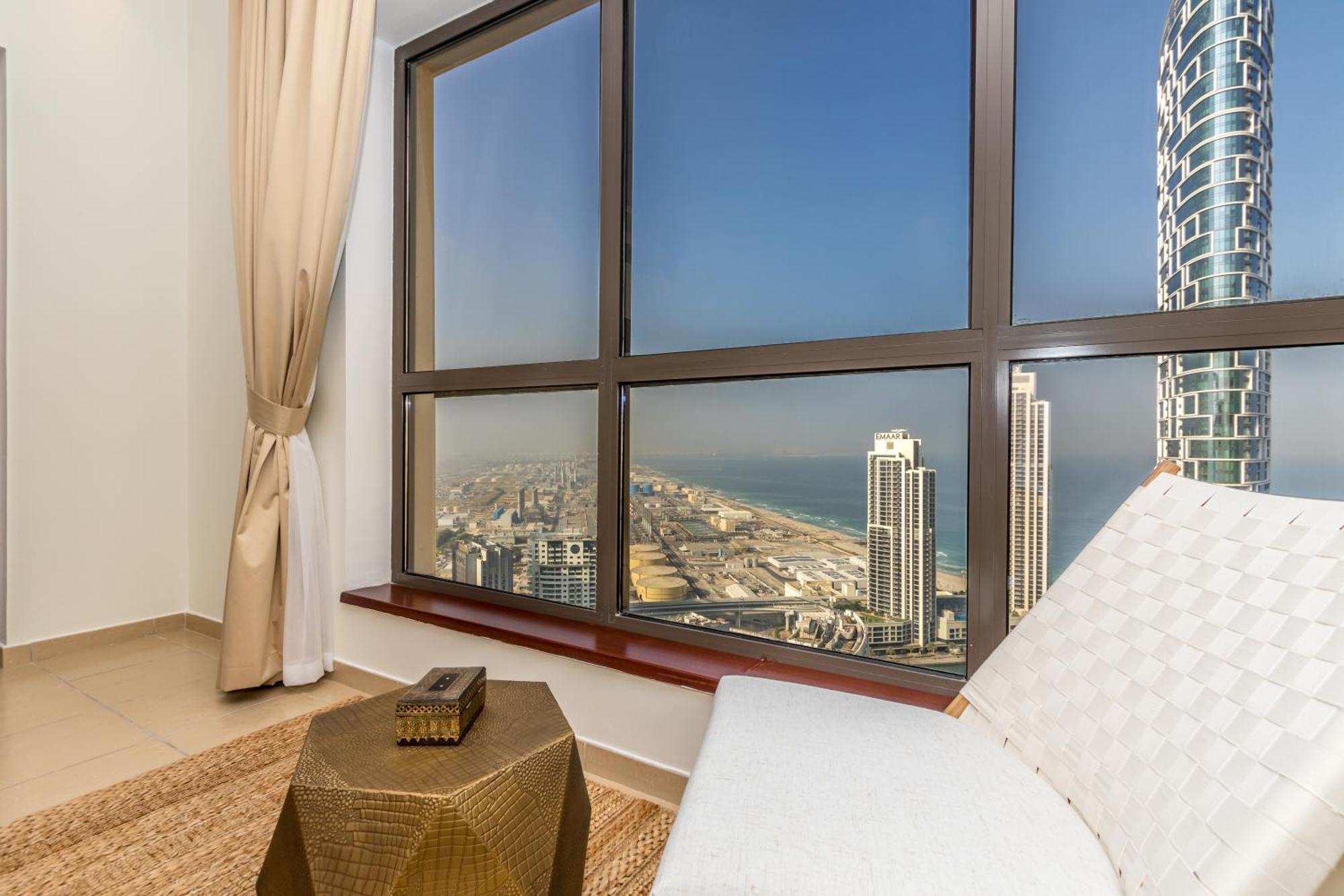 The Premium Jbr Sea View Luxury Suite Awarded "Traveller Award 2025" Дубай Экстерьер фото